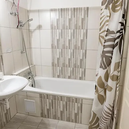Sea View Silent Luxury דירה *